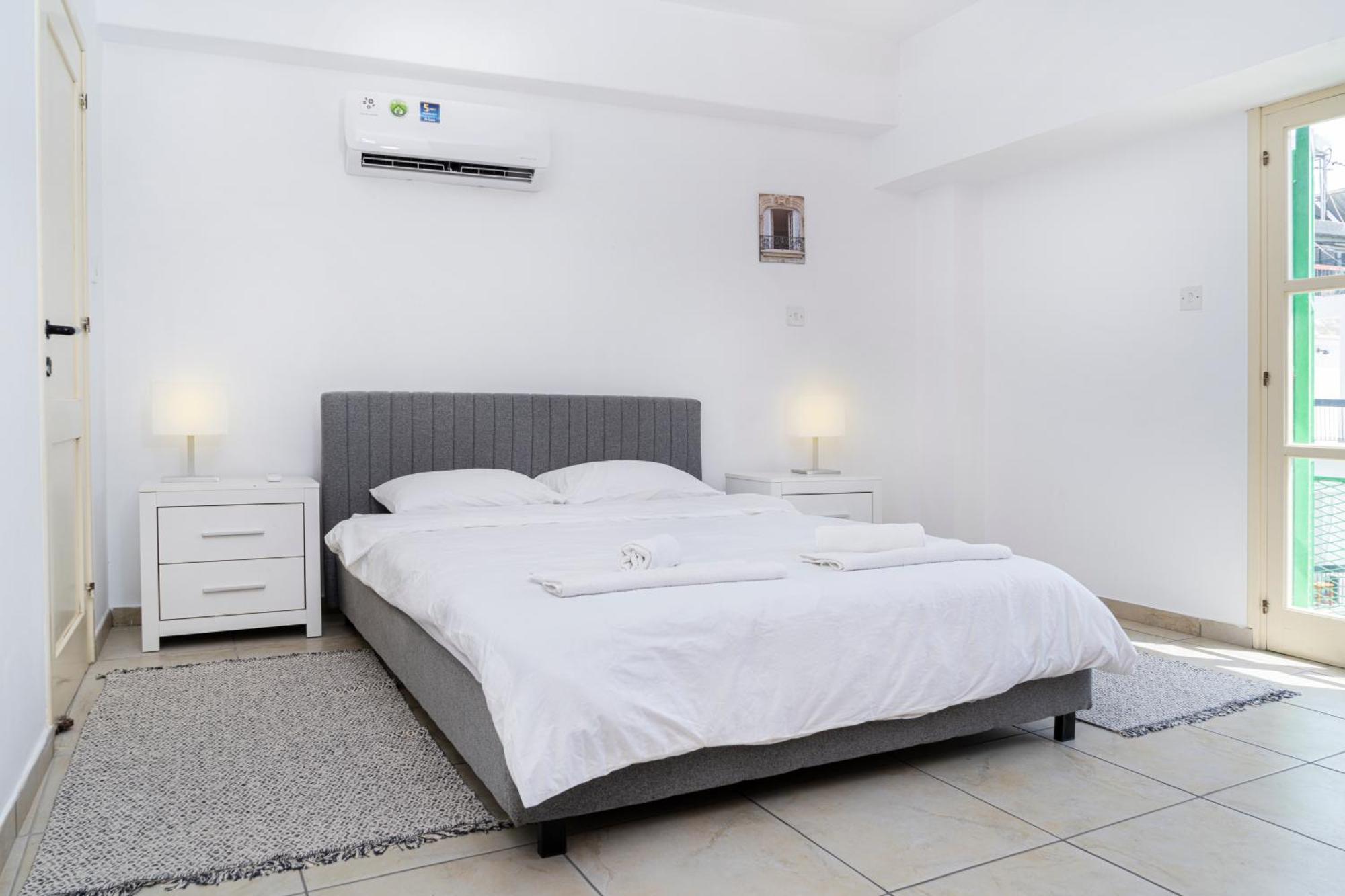 Private Room In Shared Flat Nikósie Exteriér fotografie