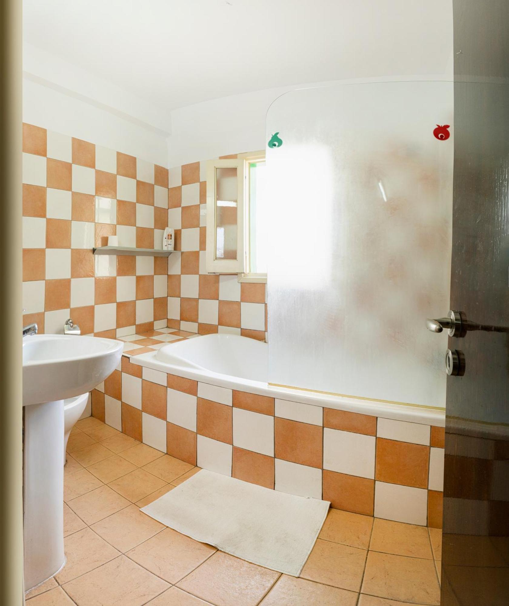 Private Room In Shared Flat Nikósie Exteriér fotografie